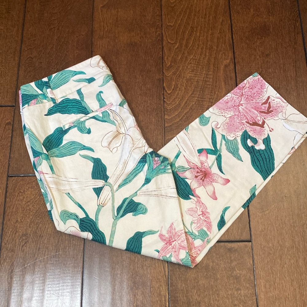 EUC - Ann Taylor Factory - Floral Cropped/Ankle Curvy/Stretch Pants Size 0P